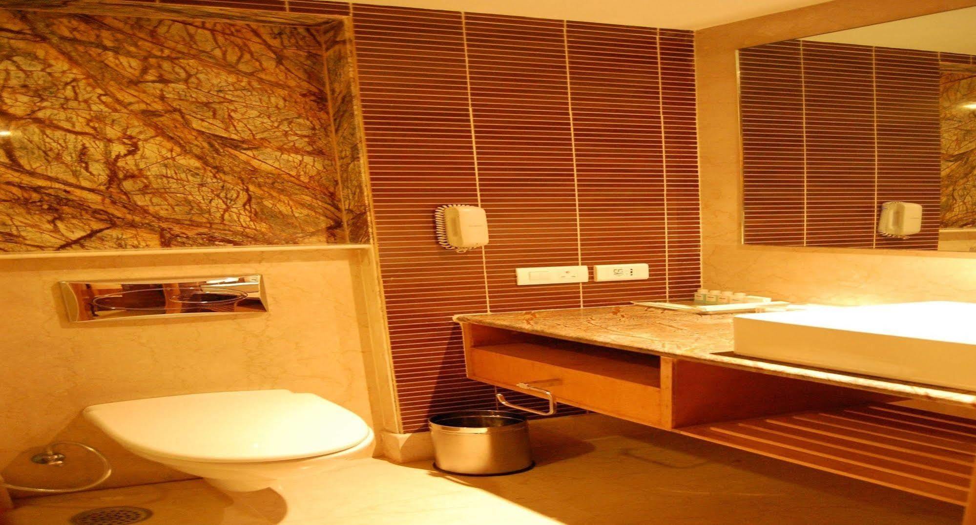Fairfield By Marriott Jaipur Hotel Bagian luar foto